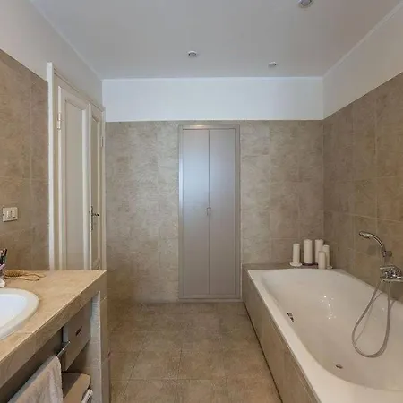 Garo Apartament