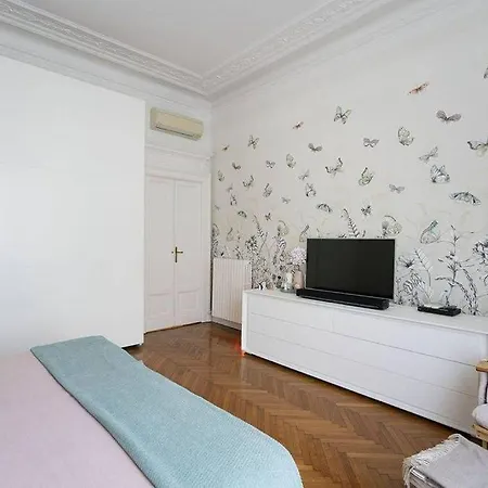 Garo Apartament Apartamento
